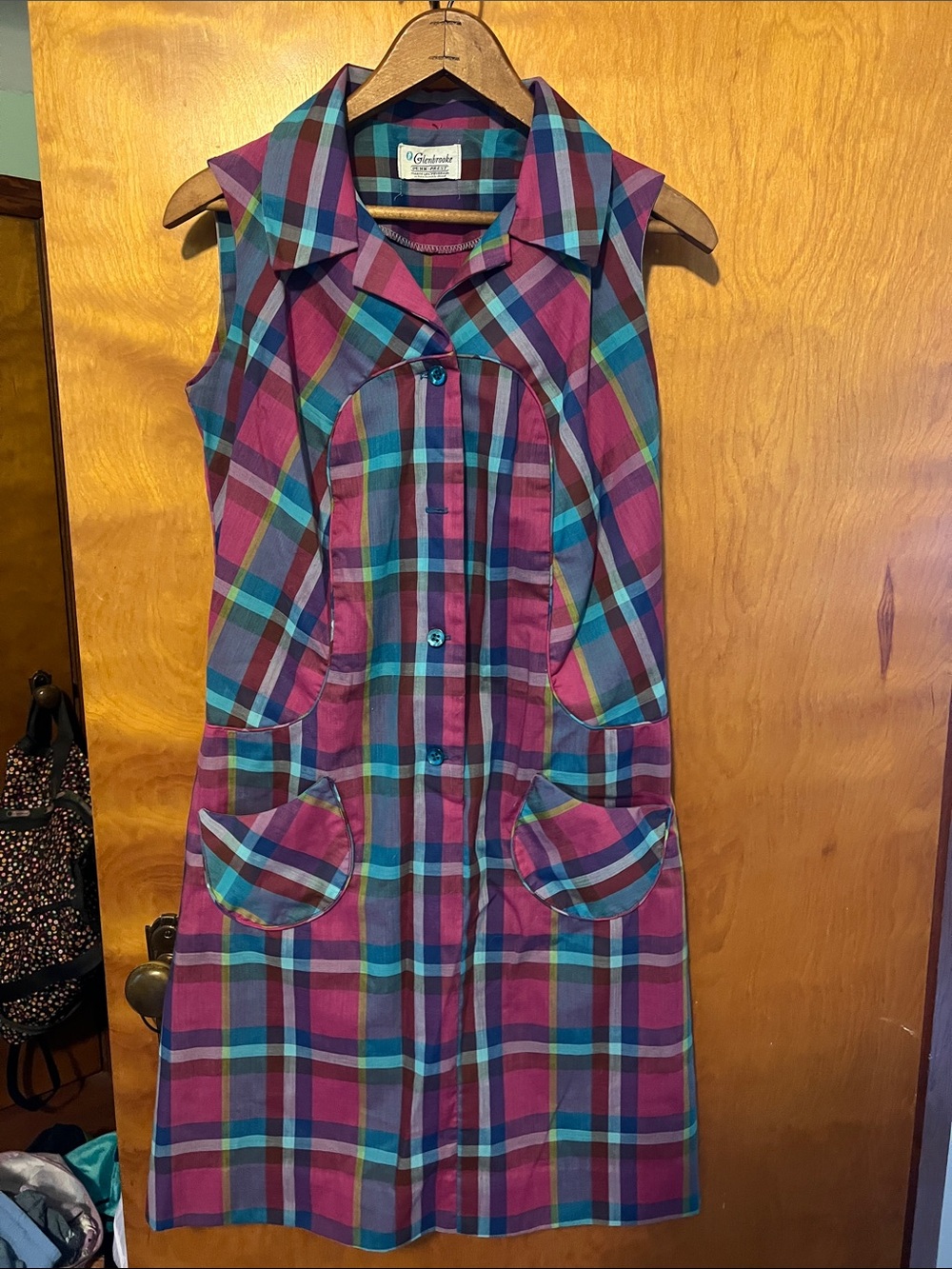 Vintage Plaid Button-Front Sleeveless Dress in Magenta & Teal